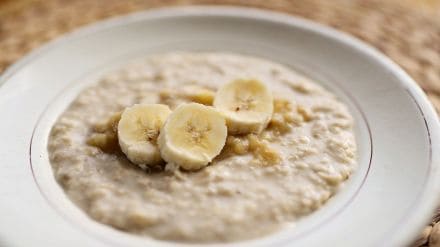 Diabetes, type 1 diabetes, oats, oats benefits, oats side effects, oats diabetes, banana benefits, health news, wellness news,