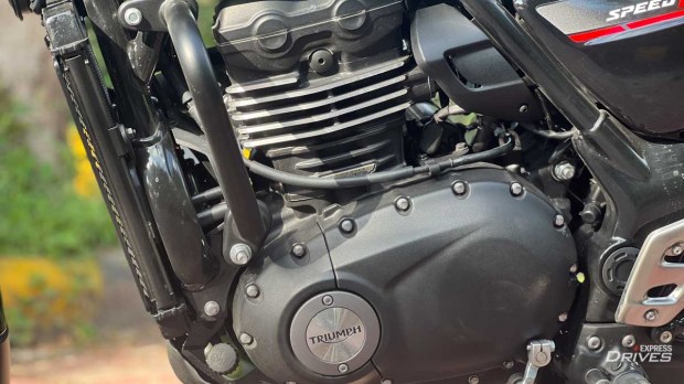 The engine is also the same 399cc unit, but is detuned to make 30bhp. The rear also gets a smaller sprocket to offer more torque at lower rpms.