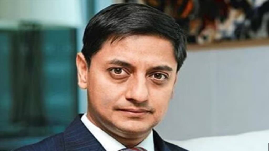 SIS was founded in 1905 in Pune by Gopal Krishna Gokhale and SIS established the GIPE in 1930. SIS was founded in 1905 in Pune by Gopal Krishna Gokhale and SIS established the GIPE in 1930.