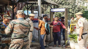 Delhi security, police