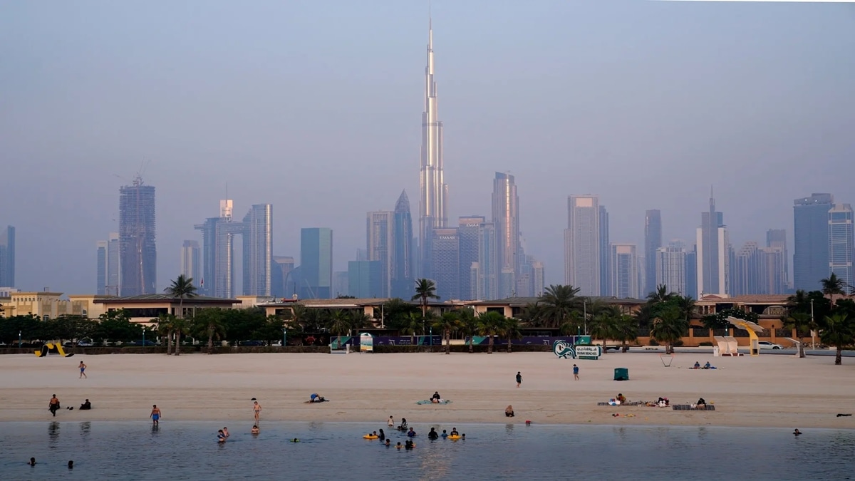 Dubai Golden Visas, teachers, educators, eligibility, process to apply, live and work in Dubai