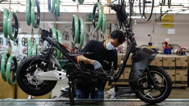 EV-two-wheelers-Reuters_20241001111457_20241018110529.jpg?w=374