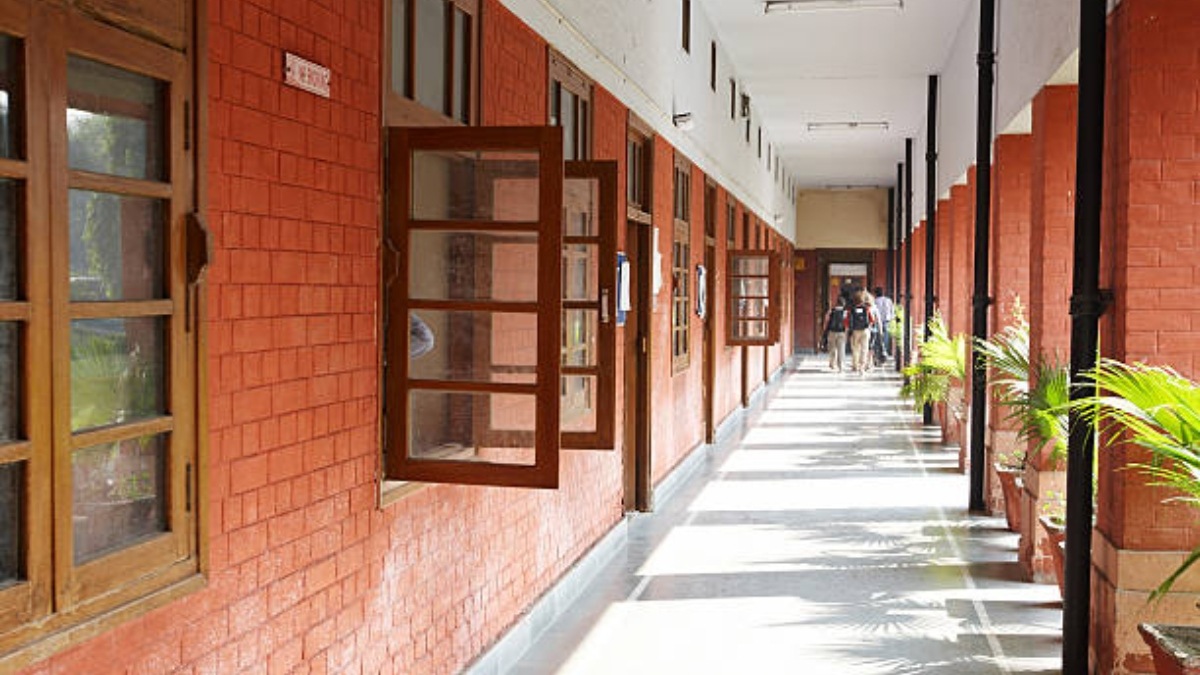 Delhi University plans to launch own satellite, free lunch scheme for students in 2024 roadmap