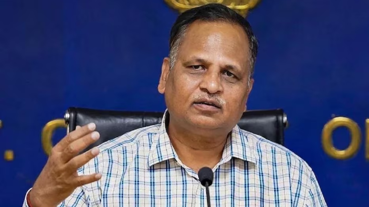 Falsely accused of receiving massage in Tihar; It was physiotherapy for severe leg pain: AAP’s Satyendar Jain Falsely accused of receiving massage in Tihar; It was physiotherapy for severe leg pain: AAP’s Satyendar Jain