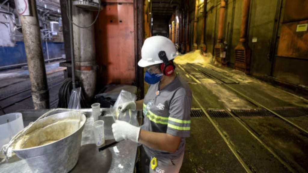 Sugar output seen at 33 MT for 2024-25 season