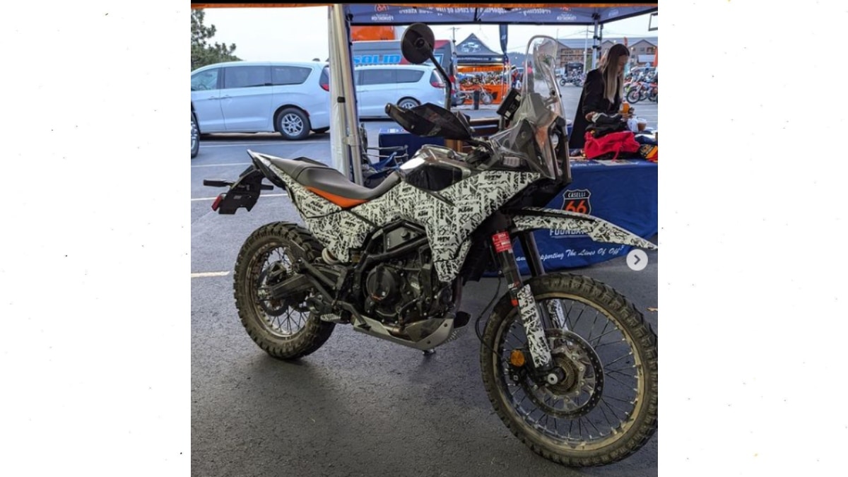 2025 KTM 390