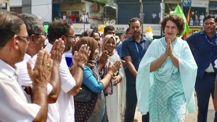 AICC General Secretary and UDF candidate from Wayanad parliamentary constituency Priyanka Gandhi Vadra meets supporters as she campaigns at Engapuzha, in Kozhikhode, Tuesday, Oct. 29, 2024. (PTI Photo)