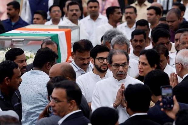 Uddhav Thackeray and his family pay their respects to the former chairman of Tata Group Ratan Tata, in Mumbai. (Photo source: Reuters)