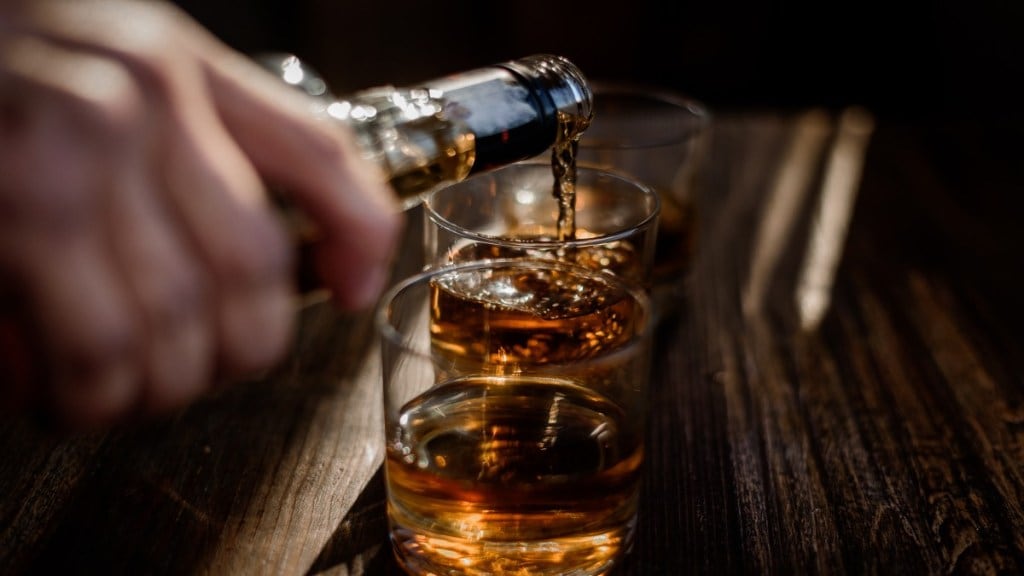 In 2022, 73 people lost their lives in Saran and Siwan due to illicit liquor consumption. (Image: Freepik)