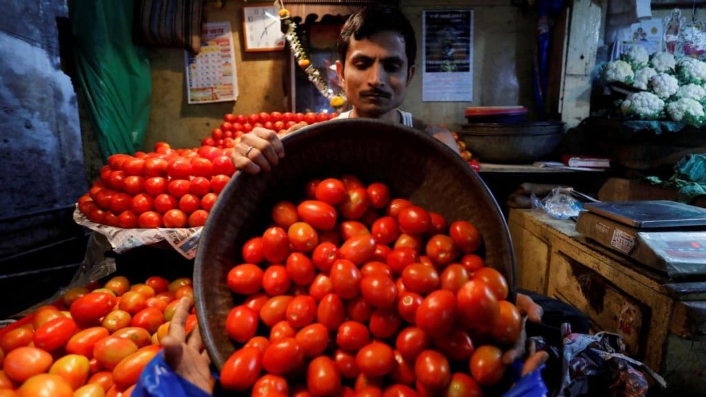 Retail tomato prices to drop as supplies from MP & HP commence Retail tomato prices to drop as supplies from MP & HP commence