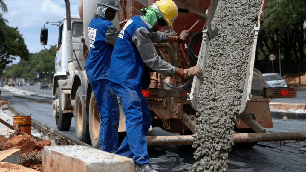Ambuja Cements to acquire Orient Cement