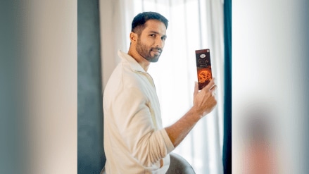 “Shahid Kapoor strongly reflects our brand’s personality making him a perfect fit, especially among health-conscious consumers, to amplify our message of guilt-free indulgence,” Tarun Arora, CEO, Zydus Wellness, said.