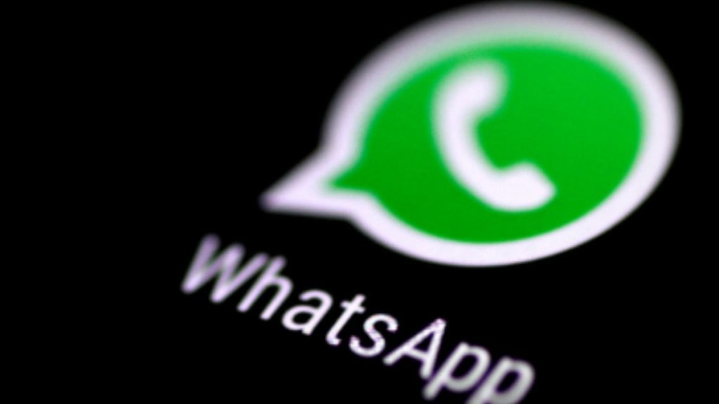 To create a Custom List, users need to tap the "+" icon