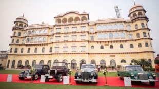 Vintage cars outside Noormahal Palace