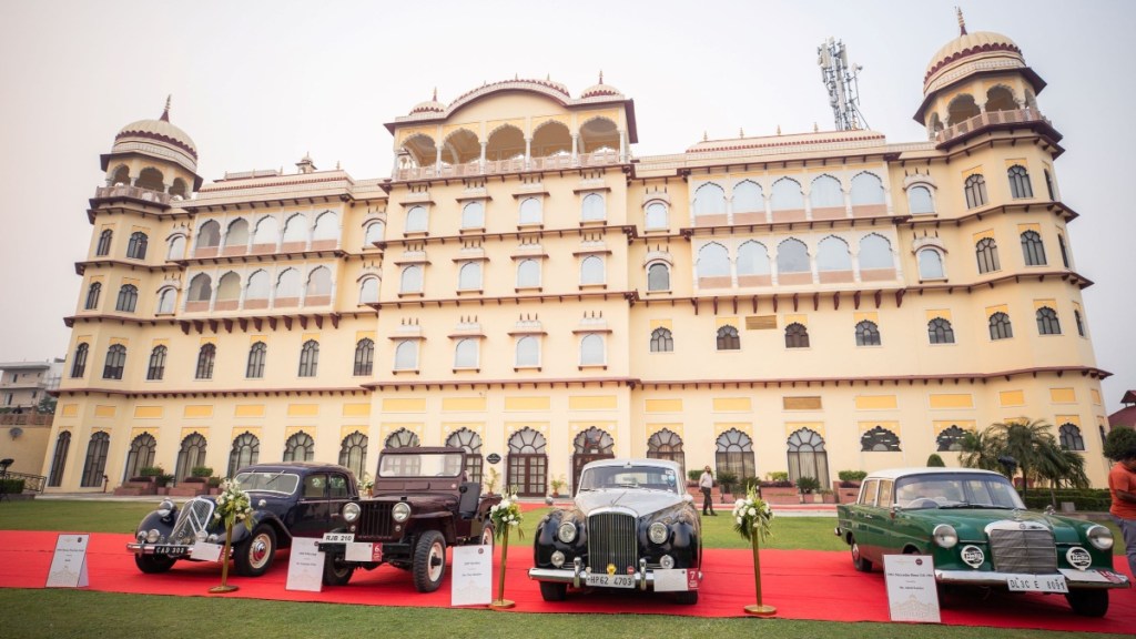 Vintage cars outside Noormahal Palace