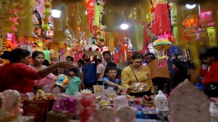 Rs 1.25 lakh crore loss to China expected this festive season: CAIT Rs 1.25 lakh crore loss to China expected this festive season: CAIT