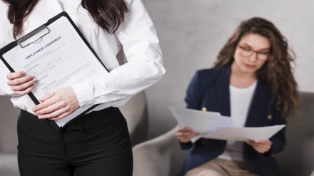 Concerted efforts are essential to foster an inclusive environment that promotes female workforce participation, and apprenticeships play a pivotal role in this endeavour. (Image: Freepik)