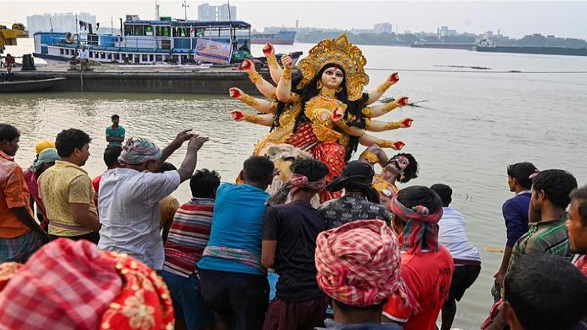 Kolkata police imposes ban on gatherings across 9 locations in wake of ...