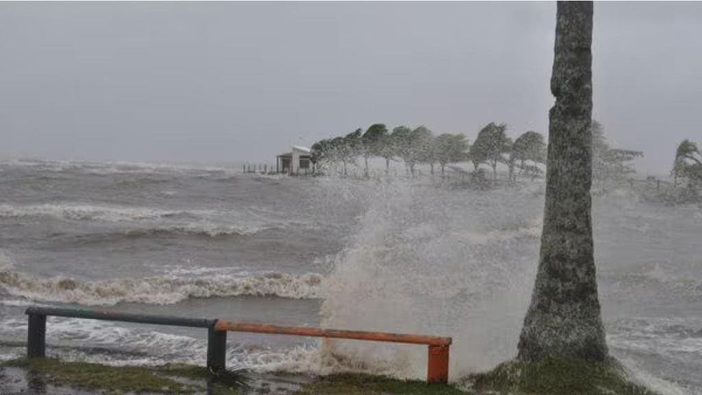 Cyclone Dana: IMD predicts storm impact on Odisha and Bengal coasts by October 24 Cyclone Dana: IMD predicts storm impact on Odisha and Bengal coasts by October 24
