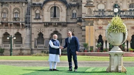 Prime Minister Narendra Modi and Spanish Prime Minister Pedro Sanchez prior to a meeting at the Lukshmi Vilas Palace, in Vadodara, Gujarat, Monday, Oct. 28, 2024. (PTI Photo)