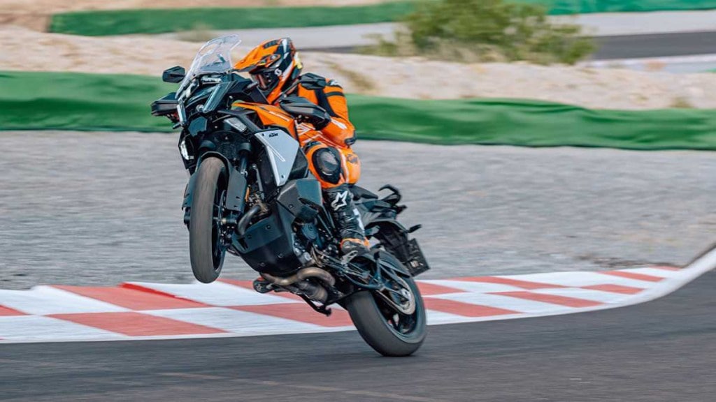 KTM 1390 Super Adventure S EVO