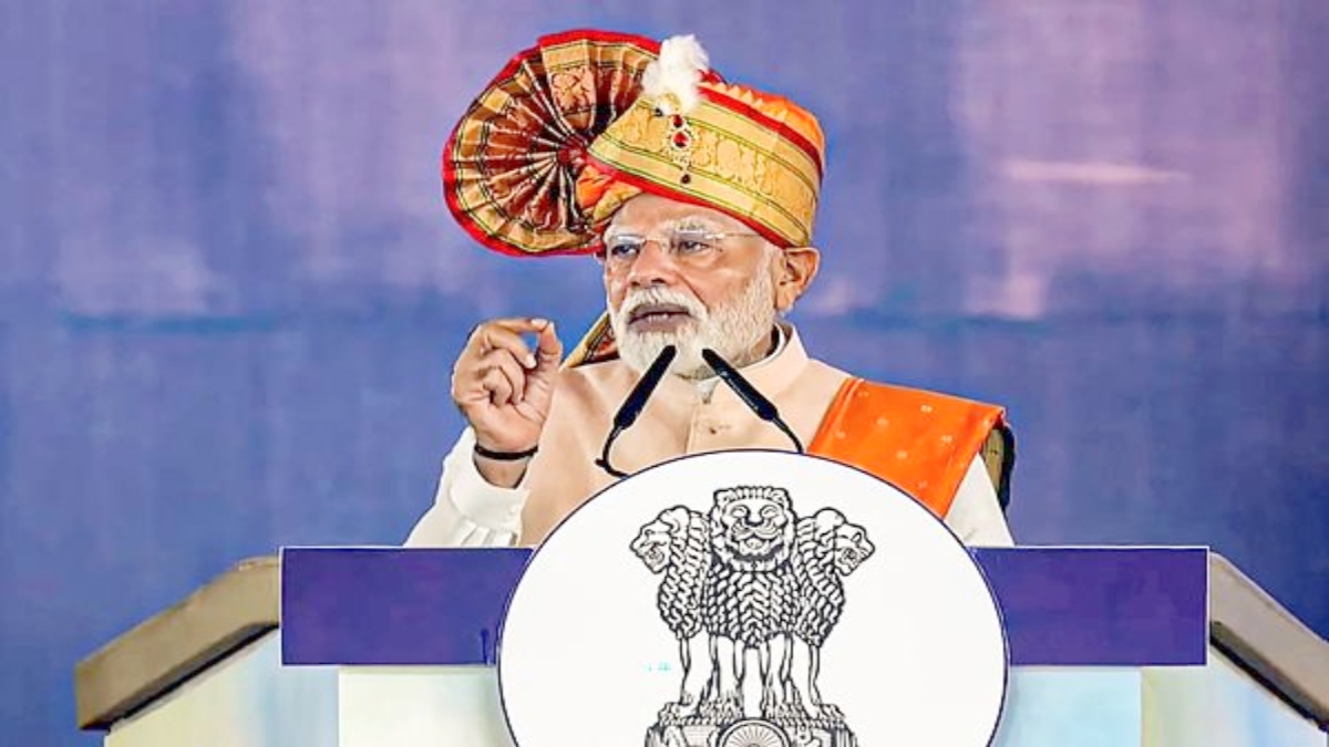 PM Modi inaugurates Mumbai's first underground metro, lays foundation for multiple infrastructure projects. PM Modi inaugurates Mumbai's first underground metro, lays foundation for multiple infrastructure projects.