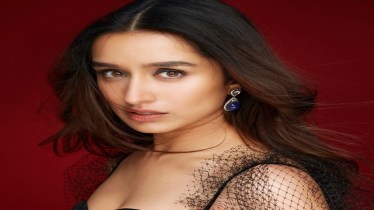 Shraddha Kapoor, Entertainment, Actor, Munnabhai MBBS, 3 Idiots, Lifestyle
