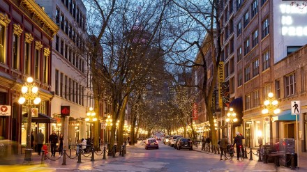 Canadian Experience Class, latest Express Entry draw, permanent residency in Canada, skilled foreign workers, minimum qualifications