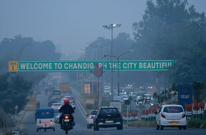 Chandigarh AQI ‘very poor’ for 4th successive day, worse than Delhi Chandigarh AQI ‘very poor’ for 4th successive day, worse than Delhi
