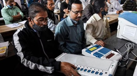 Maharashtra Exit Poll Numbers In! Pollsters predict majority for BJP-led Mahayuti alliance Maharashtra Exit Poll Numbers In! Pollsters predict majority for BJP-led Mahayuti alliance