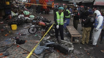 Pakistan train station bomb blast