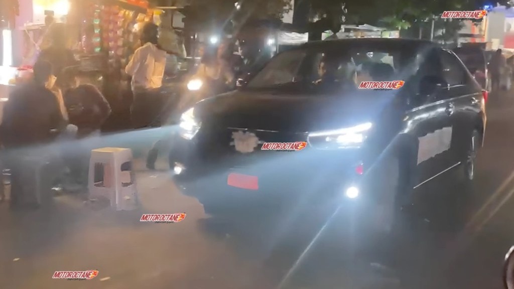 Honda Amaze front