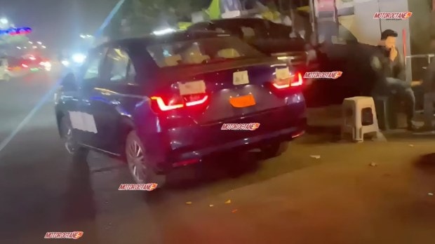 Honda Amaze rear