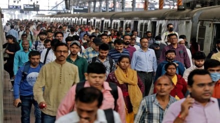 Chhath Puja: Rs 10 lakh travel insurance in just 45 paise! Here's how to insure yourself in train journey