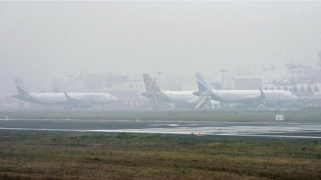 Delhi fog causes flight diversions, delays at Indira Gandhi International Airport, visibility hits zero - Details inside Delhi fog causes flight diversions, delays at Indira Gandhi International Airport, visibility hits zero - Details inside