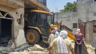'Heavens won't fall on authorities if they hold their hands for some period': SC sets pan India guidelines against bulldozer action