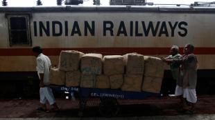 iit delhi-cris mou, indian railways, railways, iit delhi, infrastructure