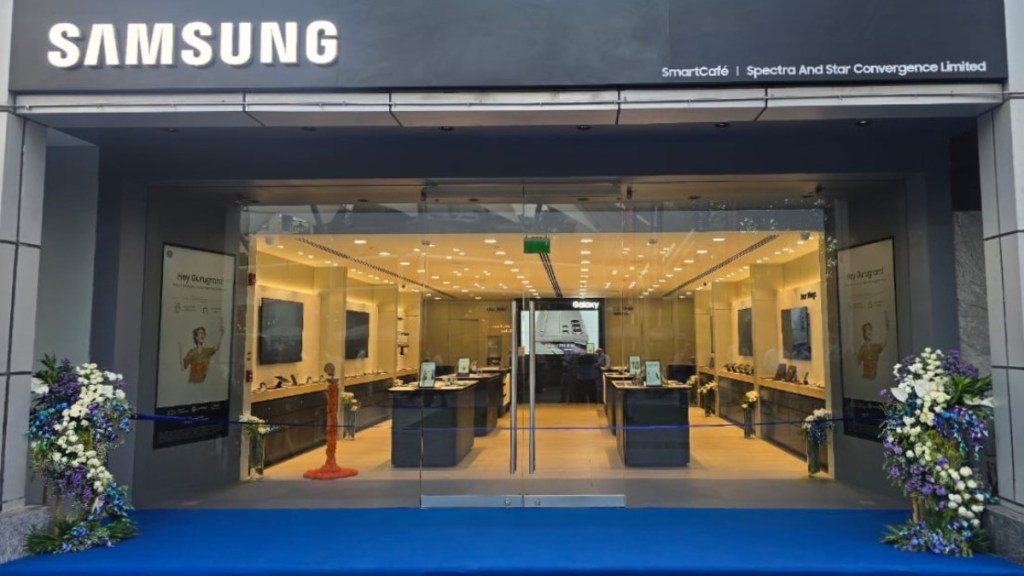 Samsung opens its largest experience store in Gurugram at DLF CyberHub