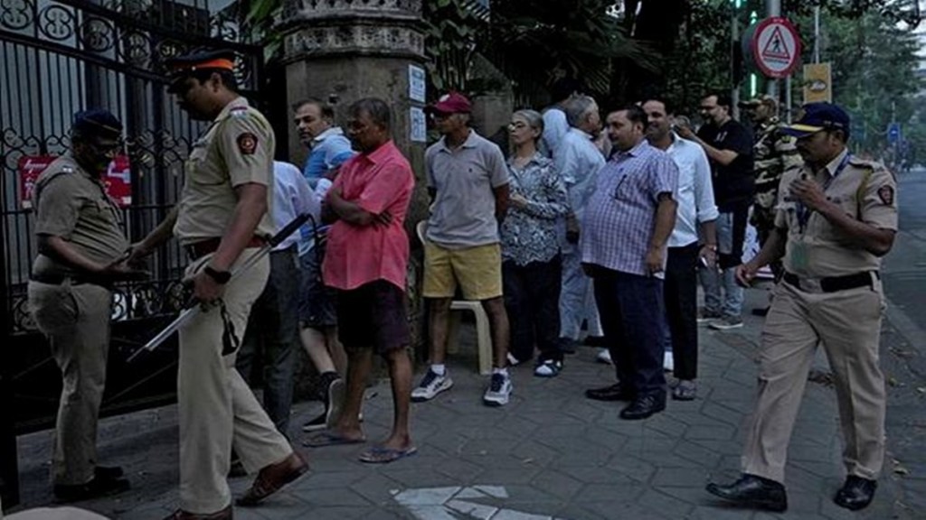 At 65.02%, Maharashtra sees highest voter turnout in 30 years At 65.02%, Maharashtra sees highest voter turnout in 30 years