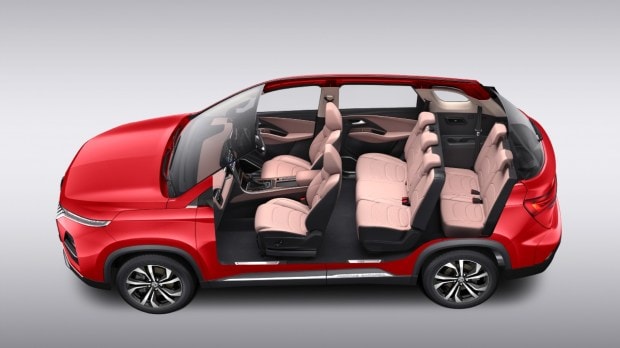 Passenger side cutout seats layout of Hector 7-Seater SUV