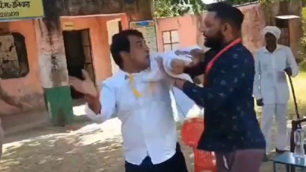 Rajasthan SDM slapped by Congress rebel candidate outside booth during bypolls Rajasthan SDM slapped by Congress rebel candidate outside booth during bypolls