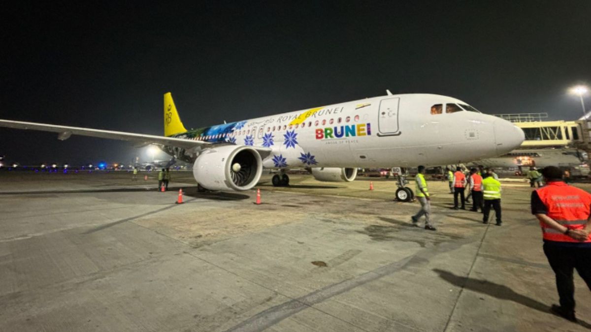 Royal Brunei Airlines x Royal Brunei Airlines x