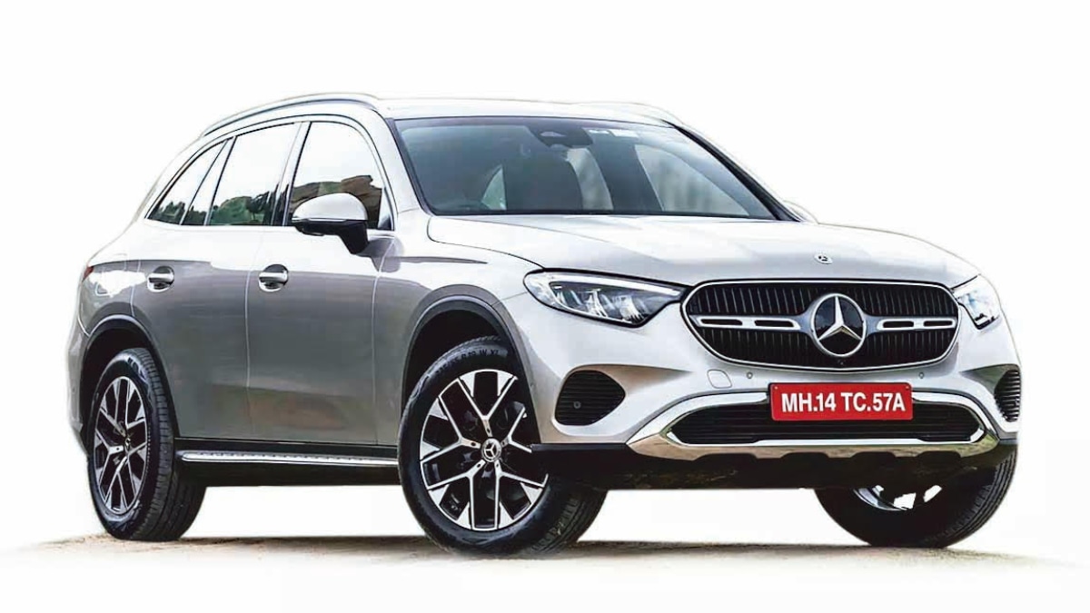 Mercedes-Benz India takes the lead in luxury auto retail with its innovative direct-to-customer model.