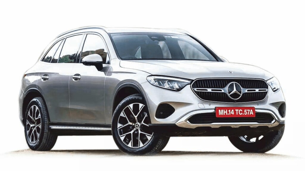 Mercedes-Benz India takes the lead in luxury auto retail with its innovative direct-to-customer model.