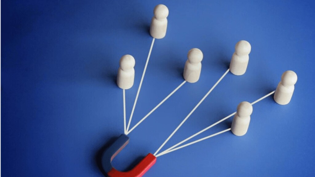 Companies offering services like SaaS, streaming platforms, and subscription boxes are shifting their focus from mere customer acquisition to retention marketing. (Image: Freepik)