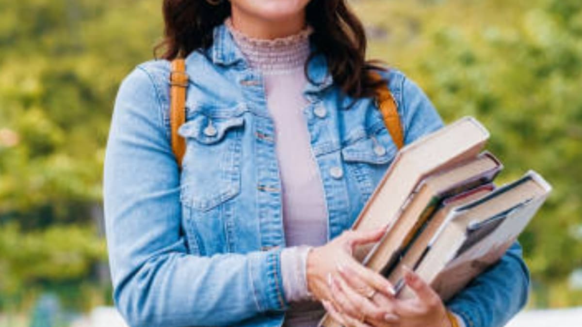 CBSE opens online applications for single girl child merit scholarships - Here’s how to apply 