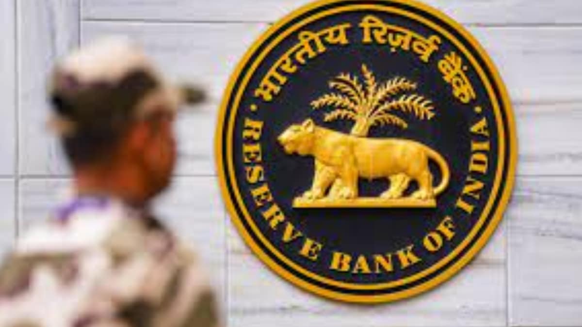 Amid fund crunch, banks pin hopes on more VRRs