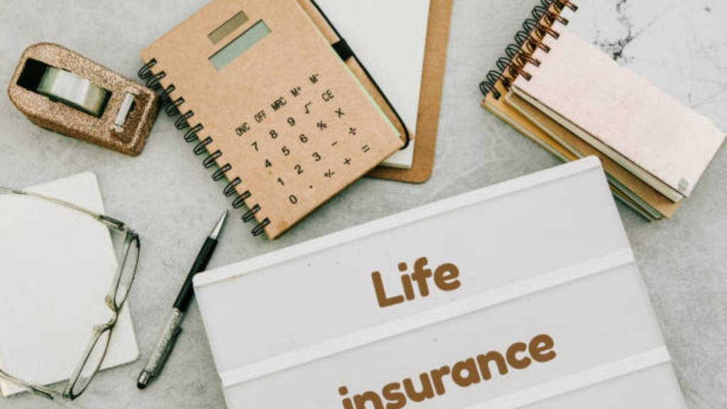 Life insurers may rethink bancassurance strategy Life insurers may rethink bancassurance strategy