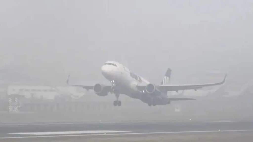 flights fog pti