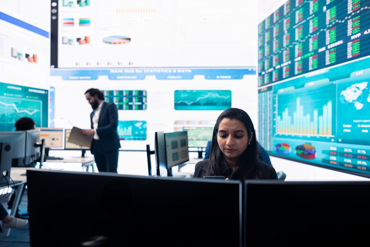 Eight Most valued firms lost Rs 1.65 lakh crore in Market Capitalization. (Image Source: Freepik) Eight Most valued firms lost Rs 1.65 lakh crore in Market Capitalization. (Image Source: Freepik)